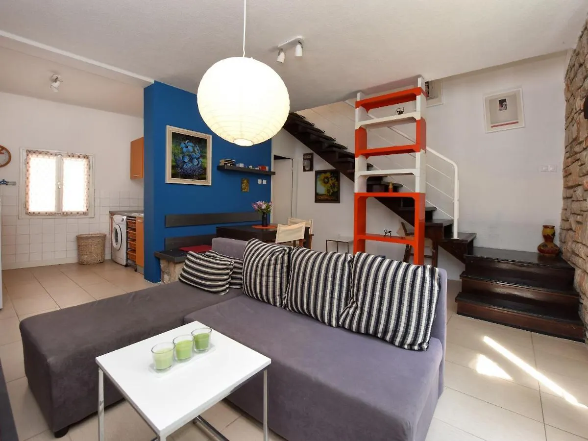 Apartment Andrea Old Town بوريتش