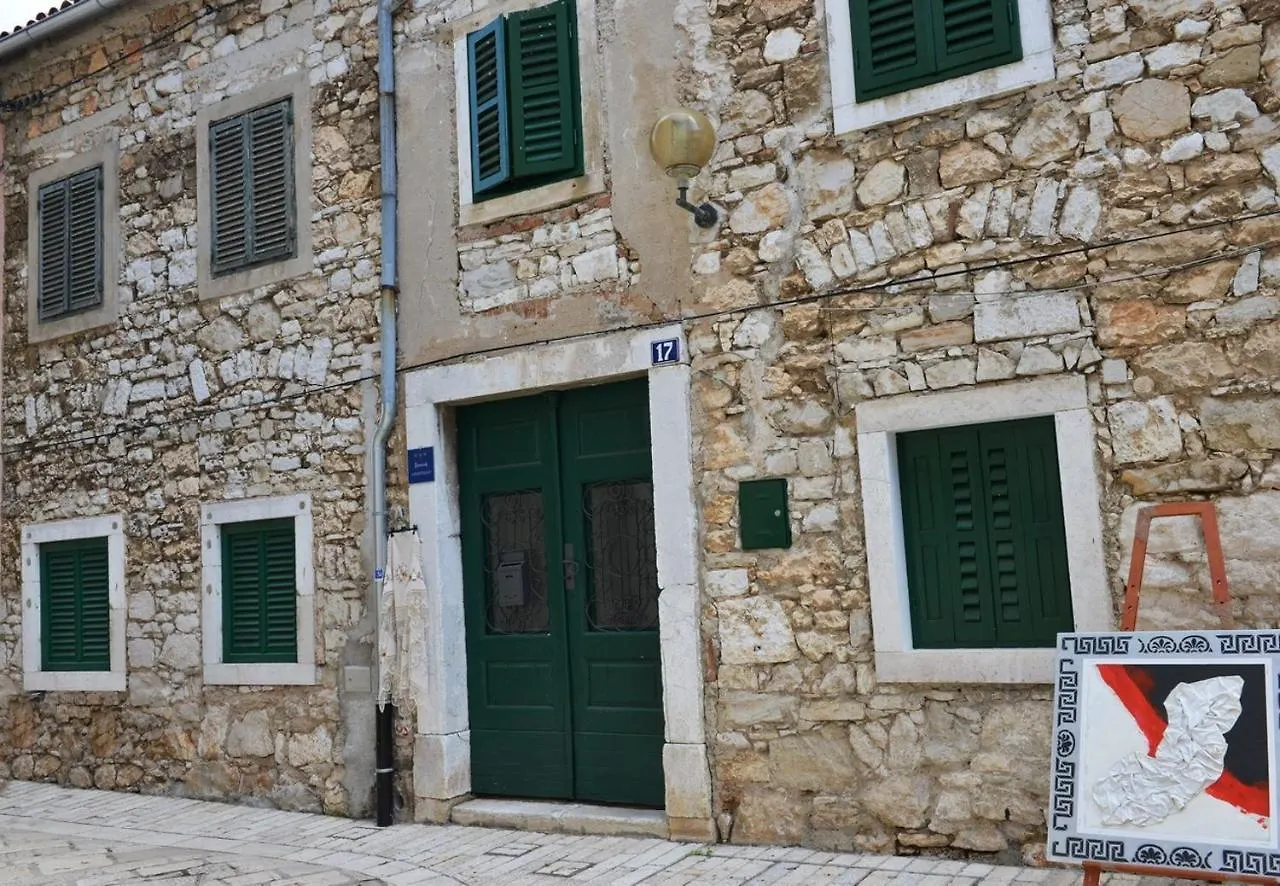 Apartment Andrea Old Town بوريتش