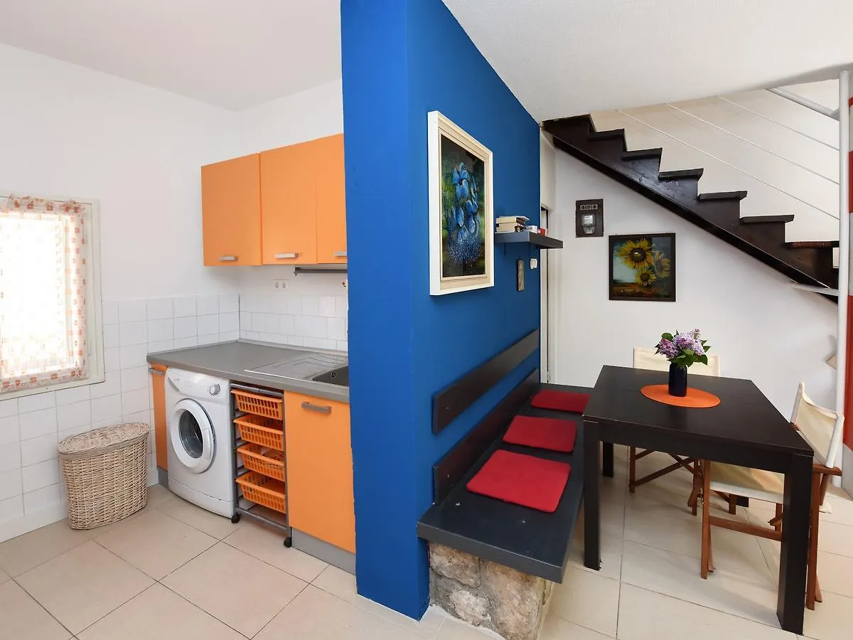 Apartment Andrea Old Town بوريتش